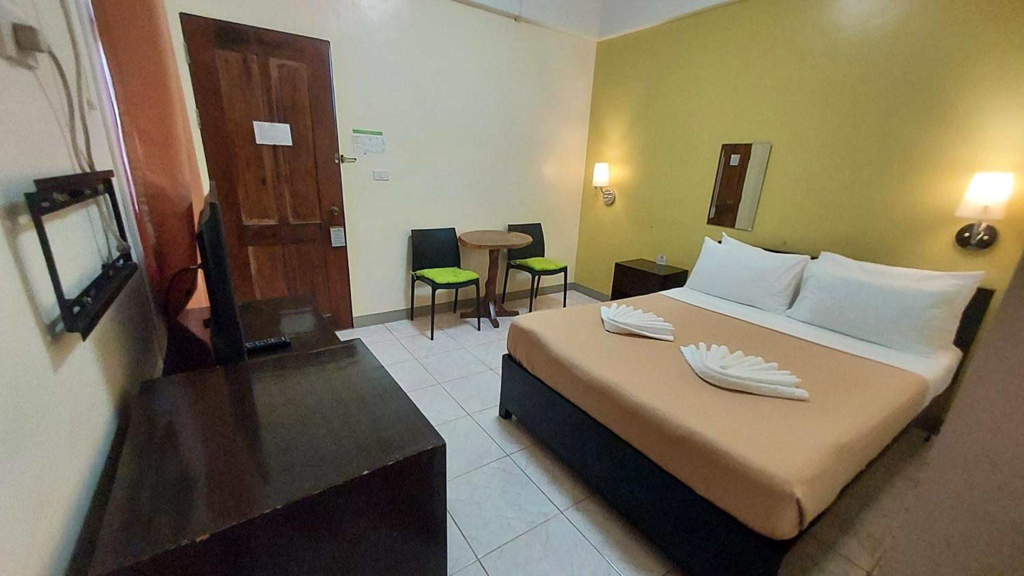 Coron Vista Lodge Bilik gambar